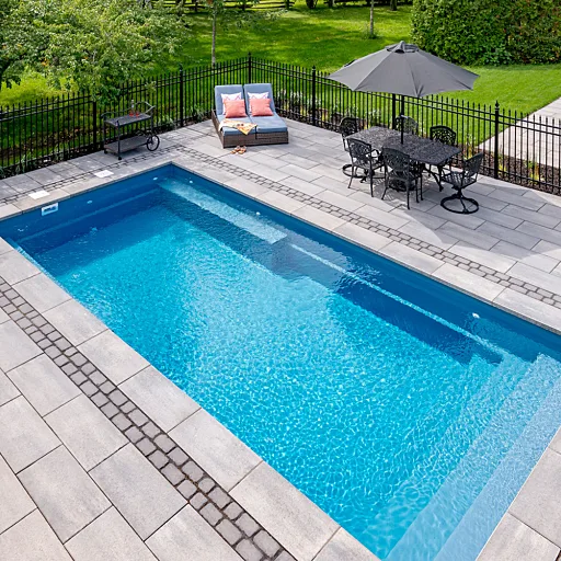 Azoria comparison between fiberglass pools and vinyl pools