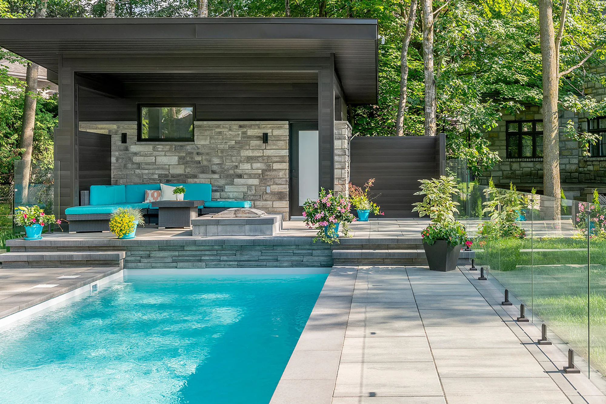 RIALUX TIAGOEBENE EBONY